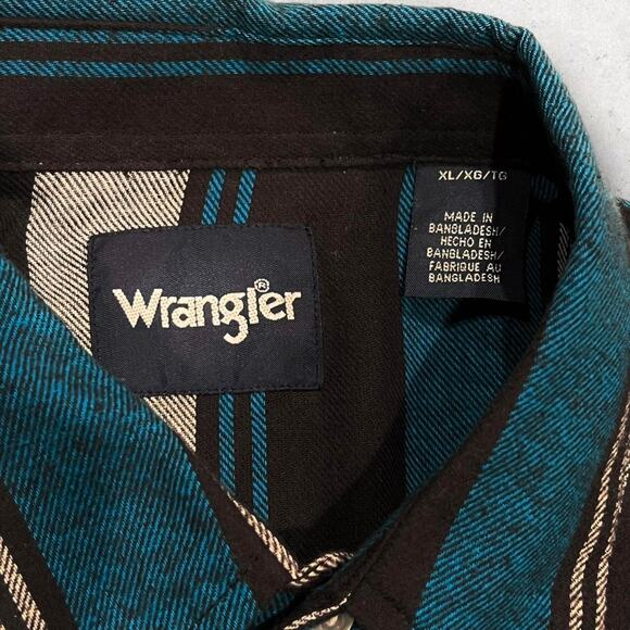 ★ Wrangler (NWT) Western Striped Long Sleeve Wool Button-Up Shirt ★ - Picture 4 of 7